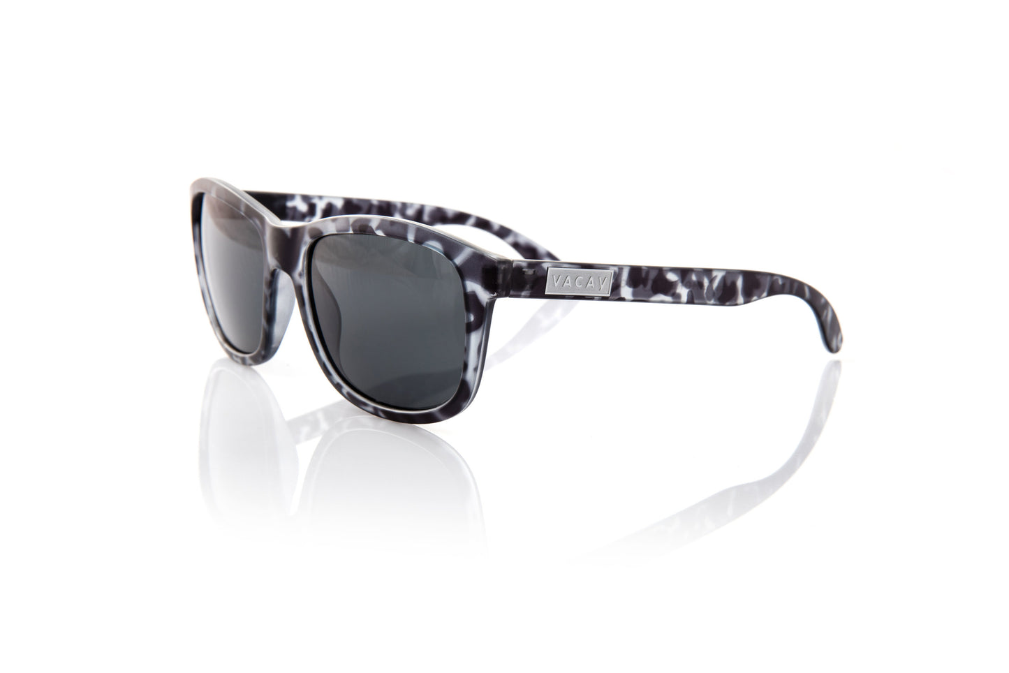 RAMBLE//VACAY SUNNIES : Polarized Grey Tortoise with Inlay Logo